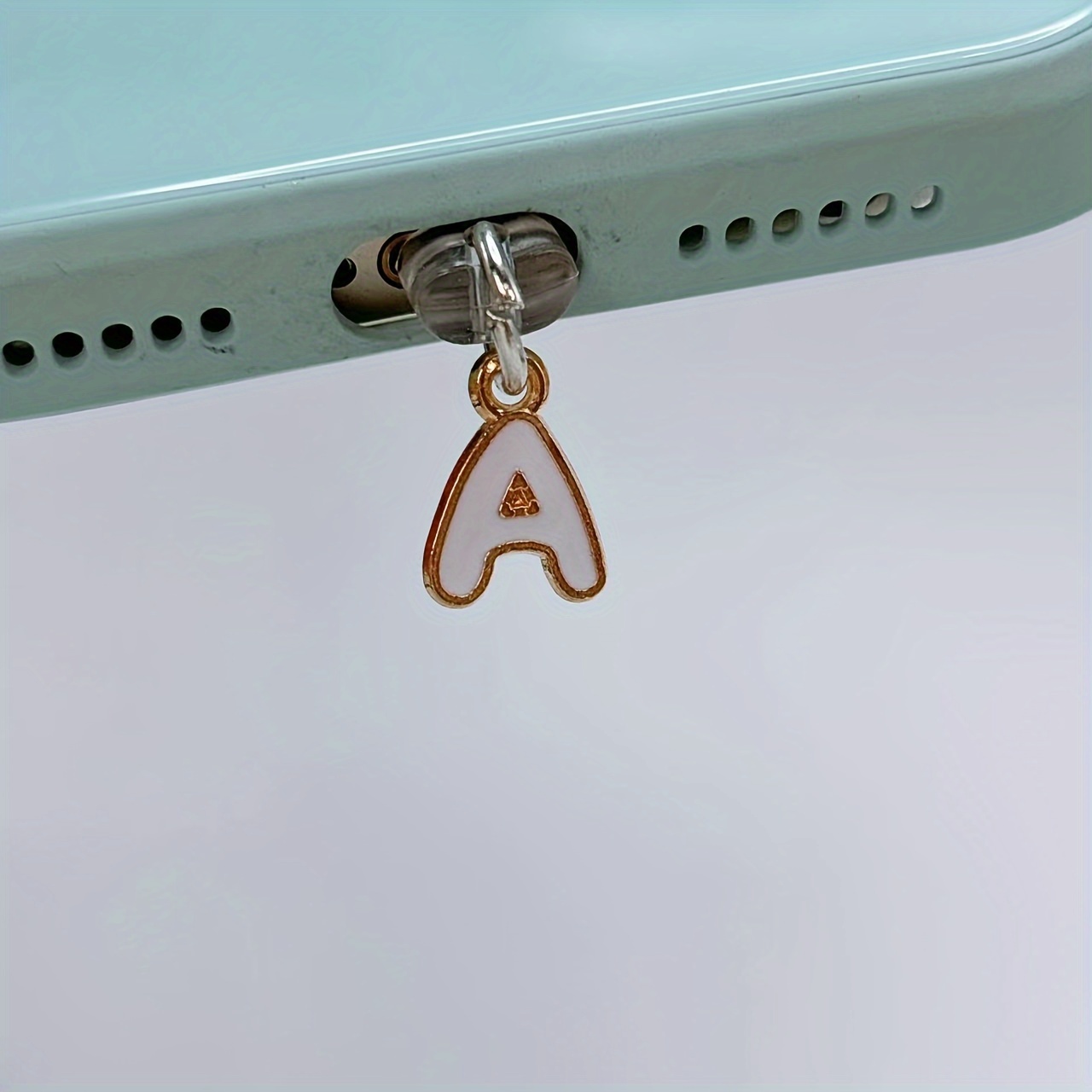 English Letters A-M Phone Dust – Phone Accessories Background recenzja i cena